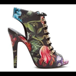 Shoe Dazzle Black Floral Peep Toe Booties Tongela